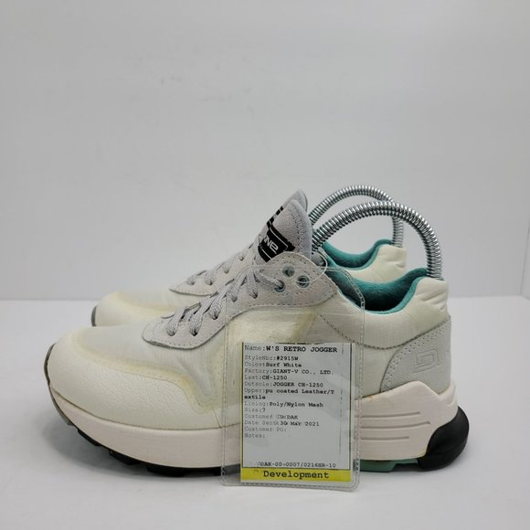 Dakine Retro Jogger Women's Sneaker Shoes Light Grey US Size 7 NWT - Picture 2 of 7